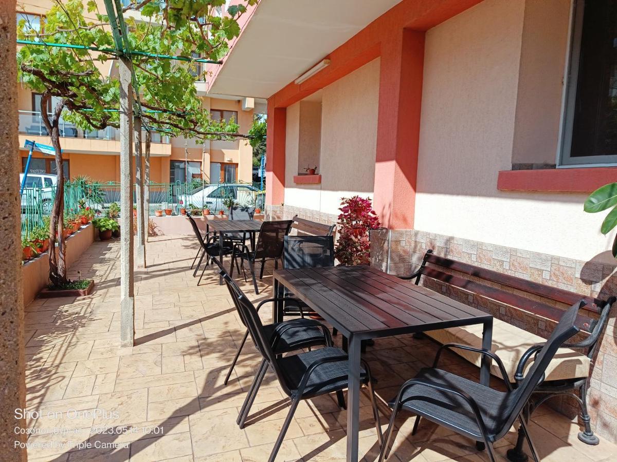 Hotel Moni 85 Family House Sozopol Exterior foto