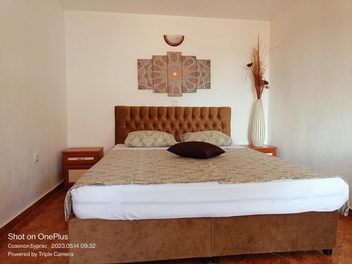 Hotel Moni 85 Family House Sozopol Exterior foto